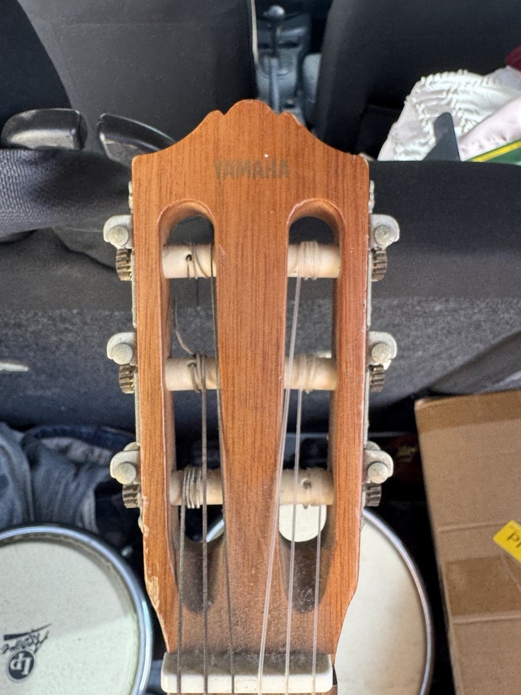 Yamaha GL1 Mini 6-String