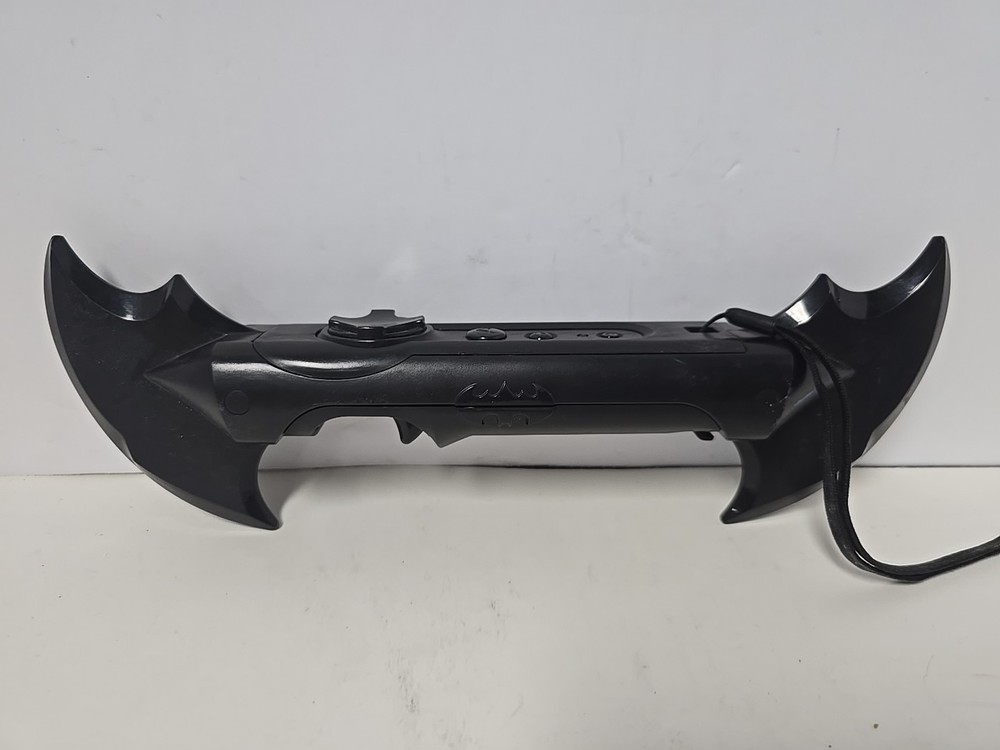 2017 Skyrocket Wii Batman Controller Remote Batwing Batarang Model 01764