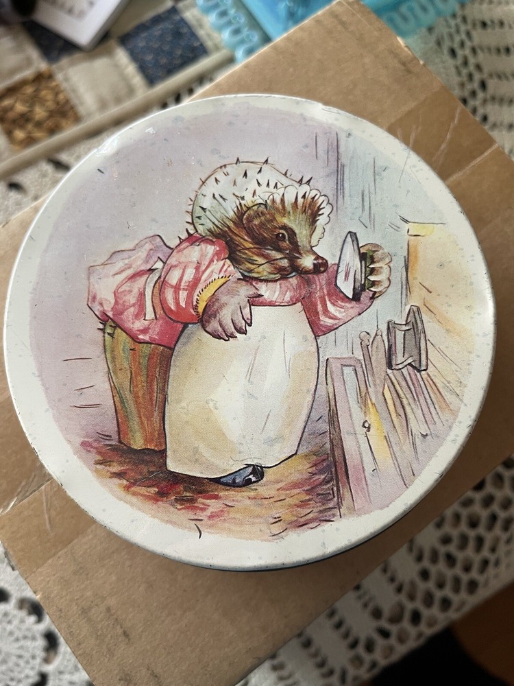 mrs tiggy winkle Biscuit Tin