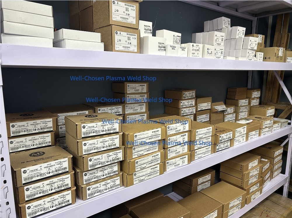 Allen-Bradley 5069-OW16 Compact 5000 Relay Output Module