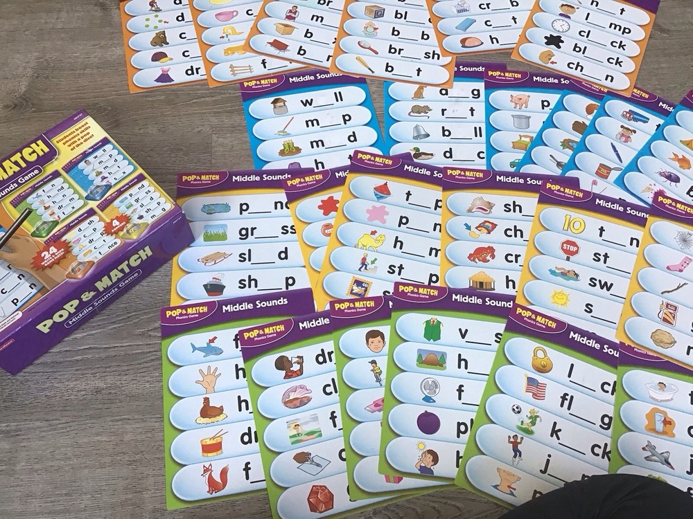 Lakeshore Learning developing games HH747 Pop & Match Middle Sounds Game Box C