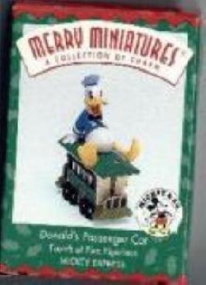 NEW HALLMARK DISNEY COLLECTABLE DONALD