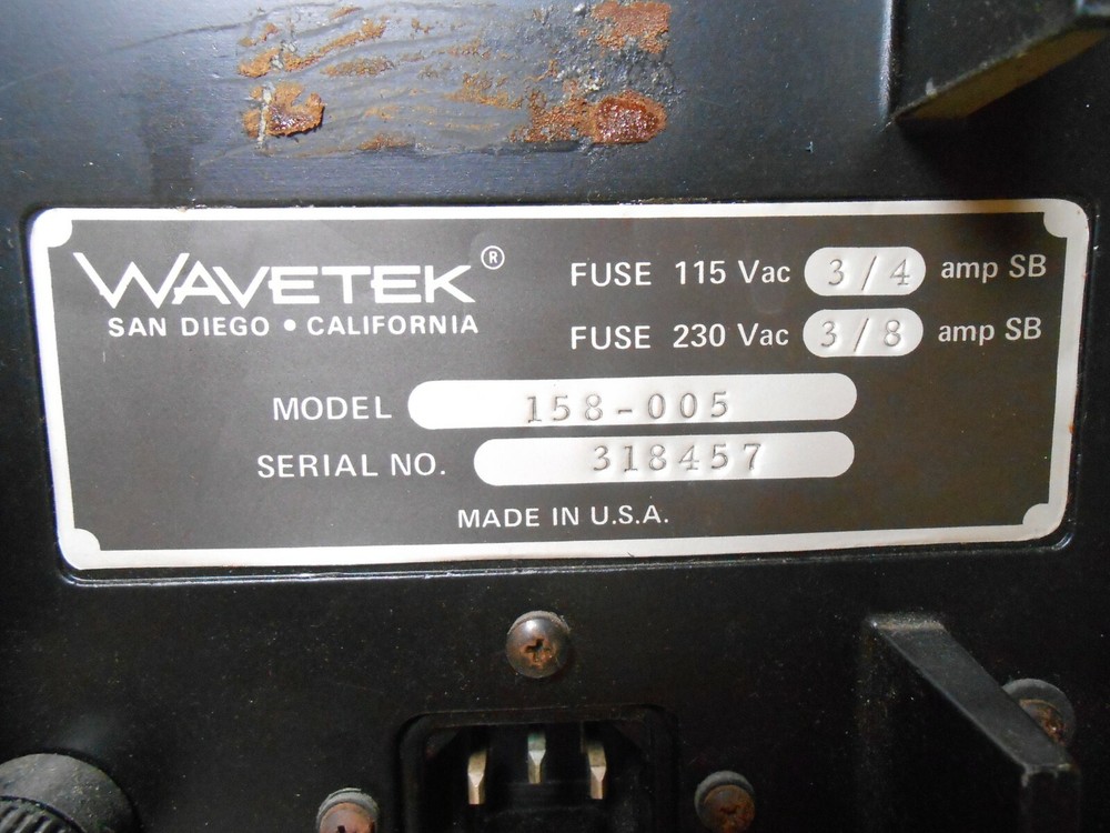 WAVETEK 158 PROGRAMMABLE WAVEFORM GENERATOR