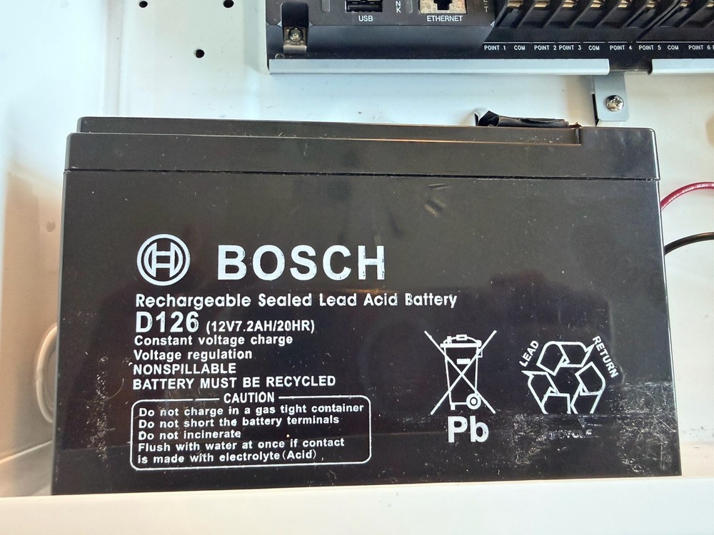 BOSH B8512G iP Intrusion/Fire Alarm Access System Complete System