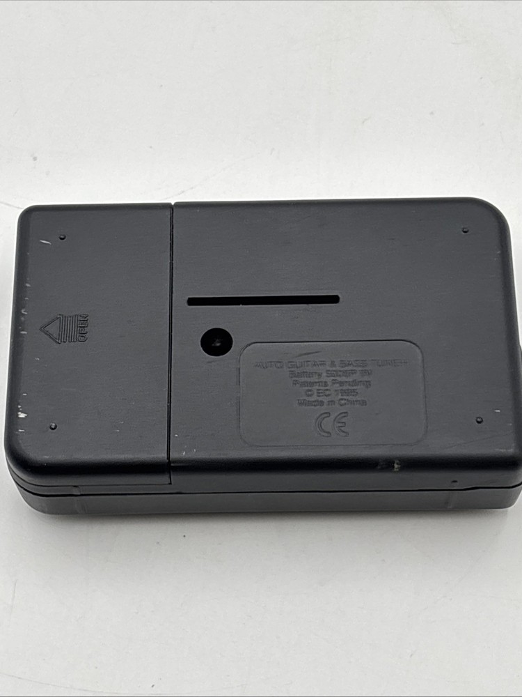 QWIK TUNE Automatic Guitar & Bass Tuner - Works!!!