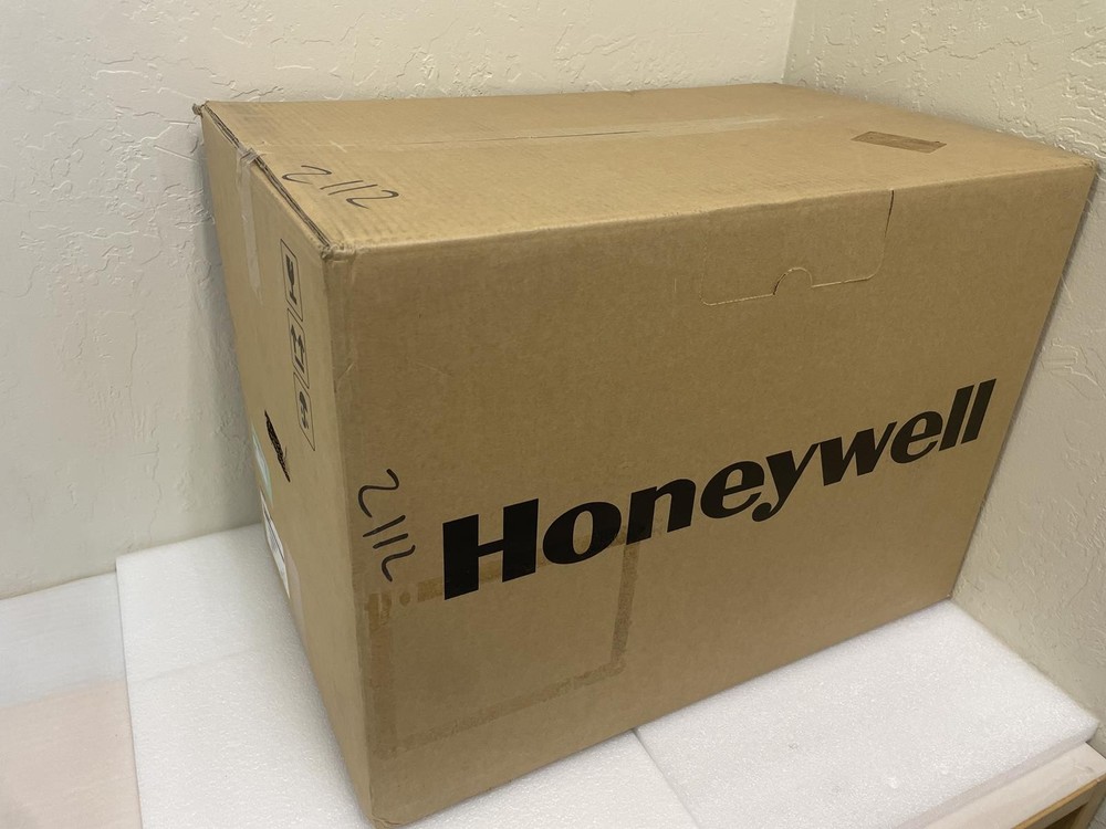 HONEYWELL INTERMEC PM43 BARCODE LABEL PRINTER PM43A11000000201 TT203