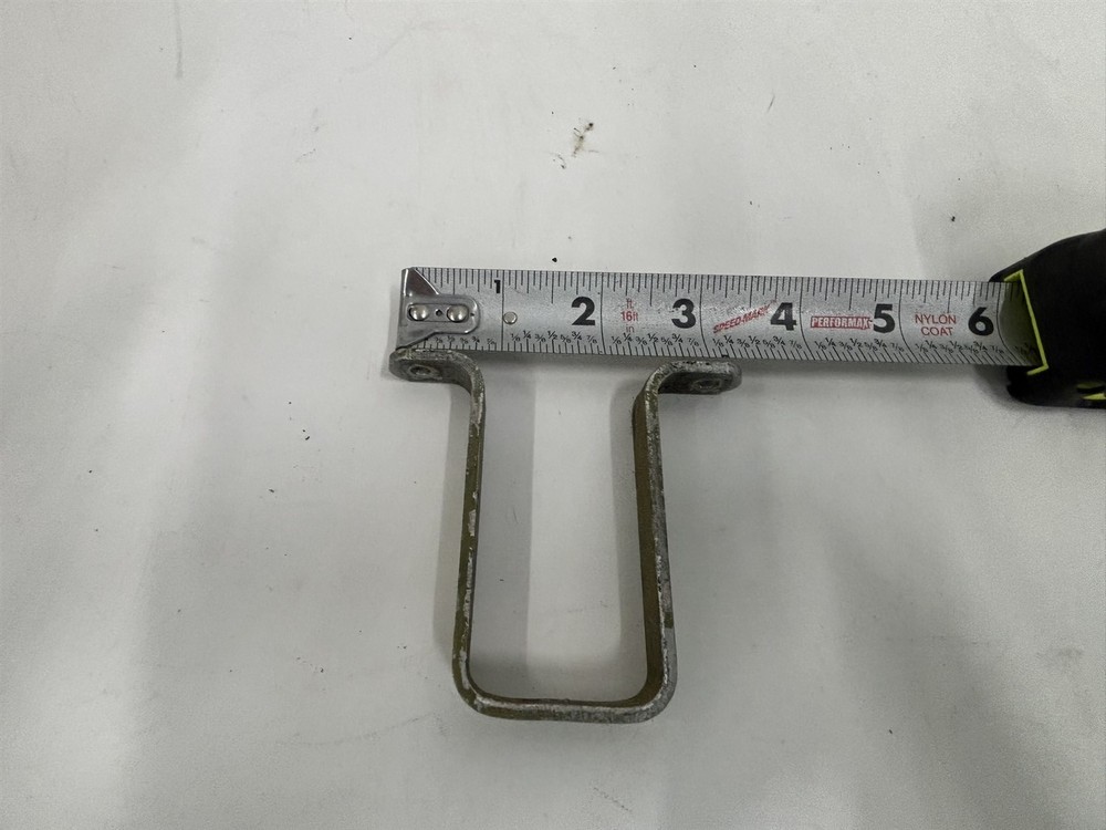 Luscombe Model 8 trim tab actuator mount bracket support
