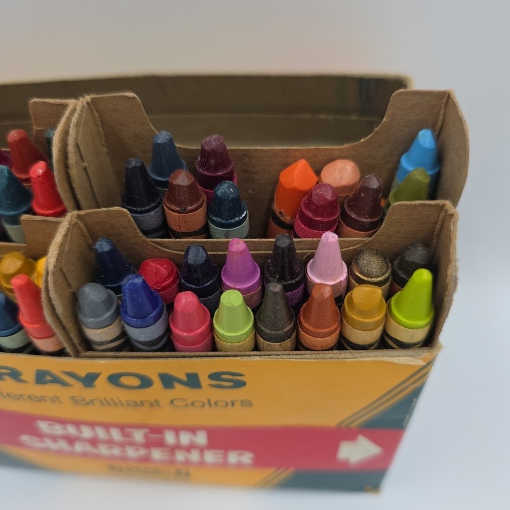 Crayola Crayons Binney Smith VTG Sharpener Used 4 Missing READ