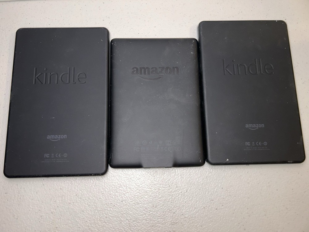 Lot 3 Amazon Kindle eBook Readers