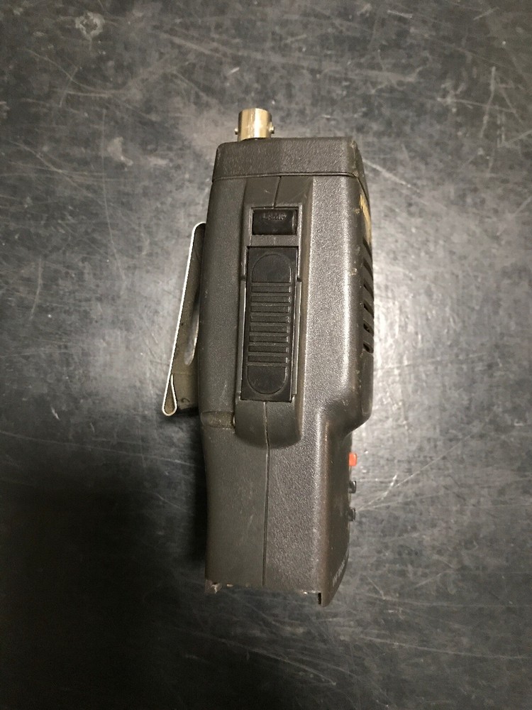 Uniden President LTD 95 Turns On