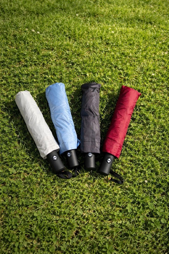 Full Automatic Three-Fold Umbrella – Windproof, Waterproof, Compact Sky Blue