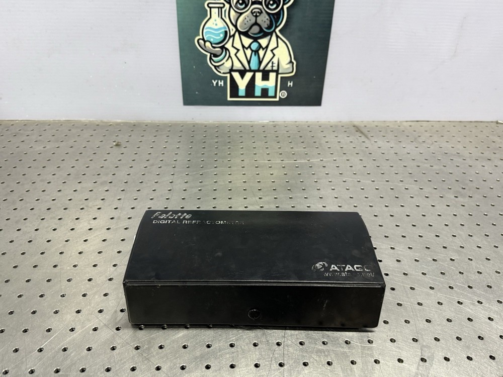 ATAGO PR-32α Digital Refractometer Brix 0.0–32.0% - Powers On, Untested Accuracy