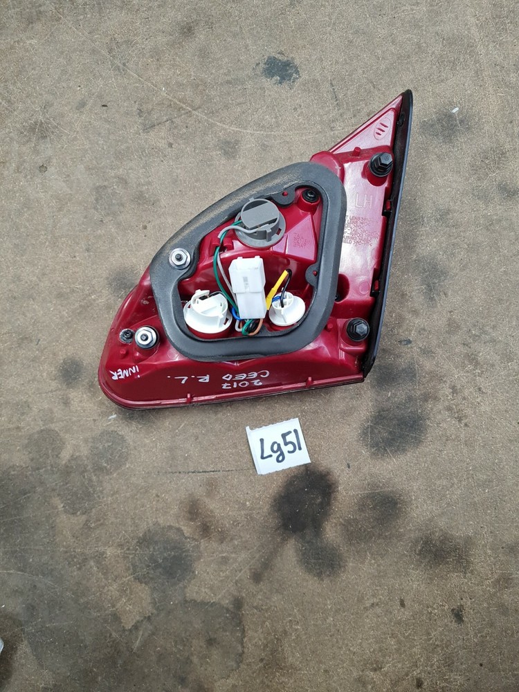 FOR 2017 KIA CEED PASSENGER SIDE REAR TAILGATE INNER LIGHT 92403-A20