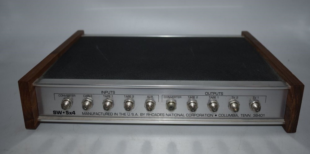 RHOADES RF/VIDEO SWITCHER SW 5X4 - VINTAGE