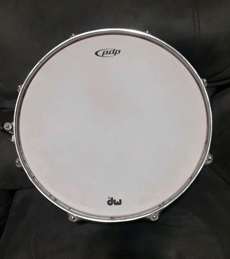 PDP By dw Encore 14″× 5″ Snare Drum Silver Used