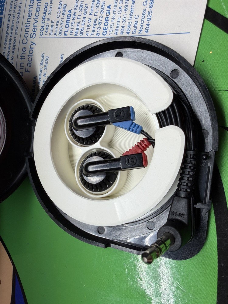 TECHNICS SL-XP5 Portable CD Player w/ Accessory’s Tested Japan 🇯🇵 vintage