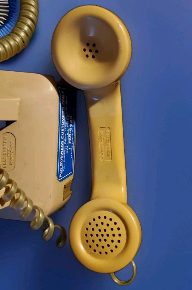 Vintage Bell Systems Rotary Telephone