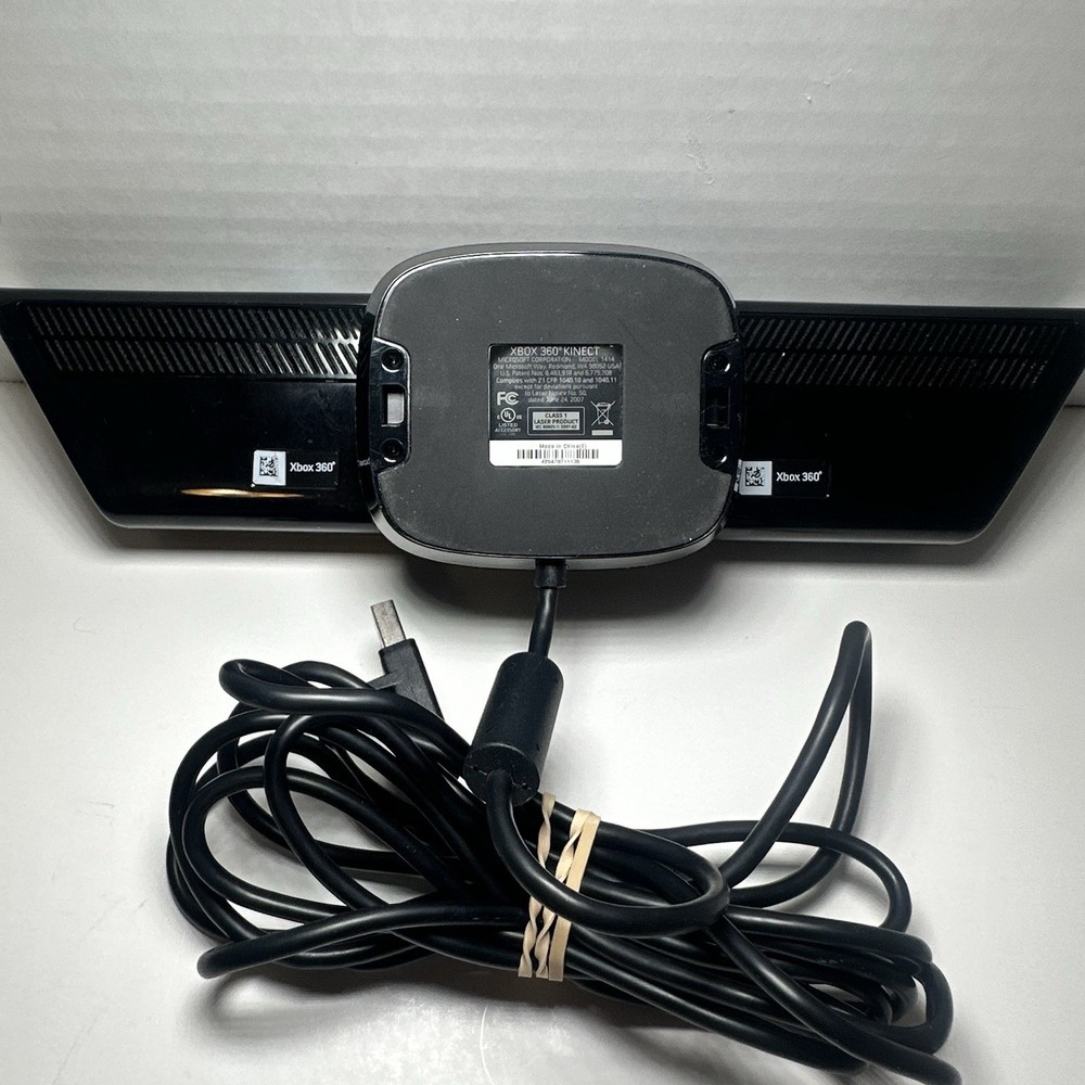 Xbox 360 Kinect Motion Sensor With Kinect Adventures - Tested