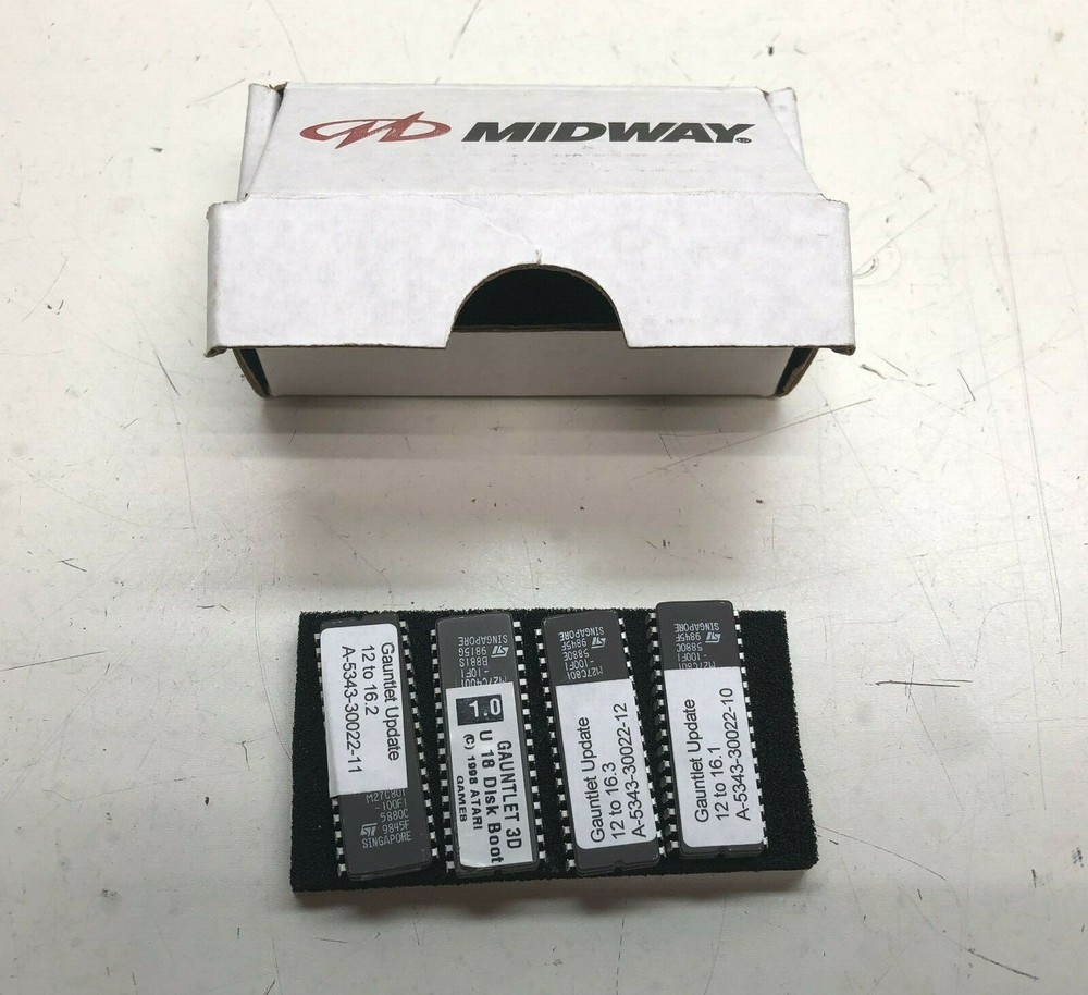 Atari Midway Gauntlet Legends Arcade Game Update Chip Set NOS In Box