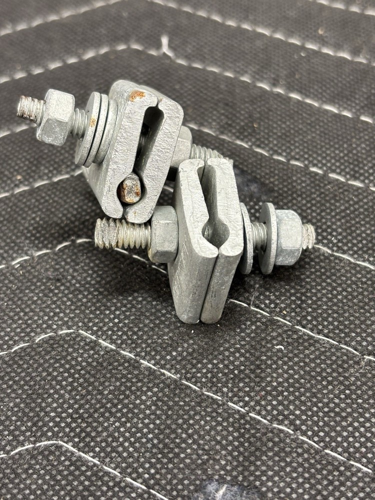 Qty 2500 - Diamond #26-09015, "D" Cable Lashing Wire Clamp, “Bug Nut”