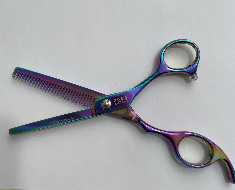 Daomo XY-5.5 Professional Thinning Shears - Rainbow Titanium Finish
