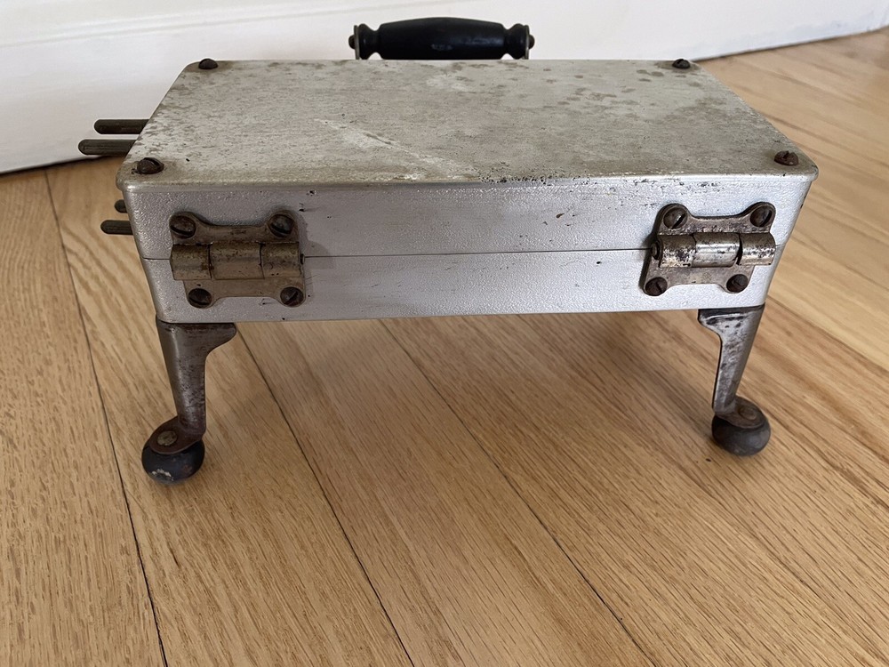 Vintage Thermax Waffle Iron E3930 Art Deco