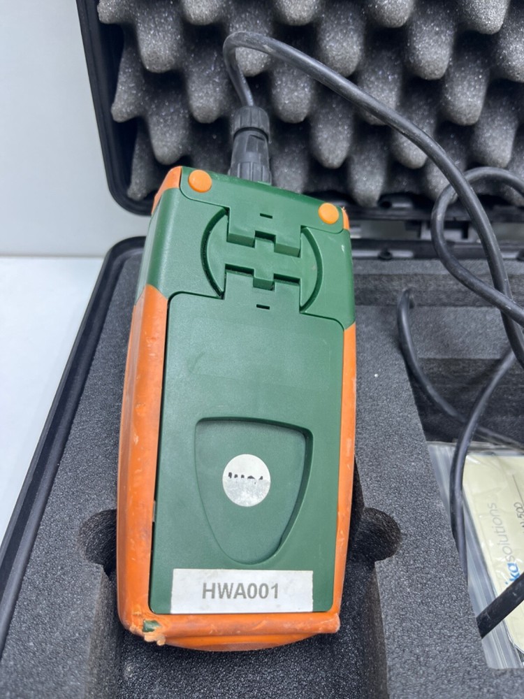 EXTECH AN500 Hot Wire Thermal-Anemometer