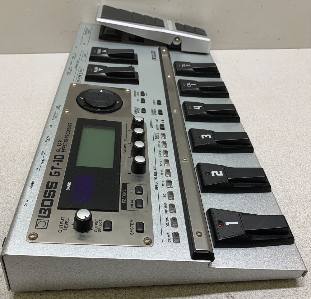 Vintage BOSS GT-10 Multi-Effects Processor Pedal w/Power adapter