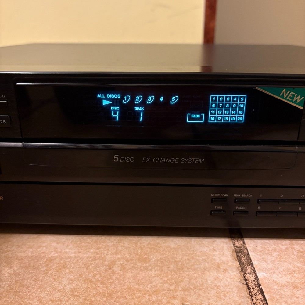 Sony CDP-C245 5-Disc CD Player