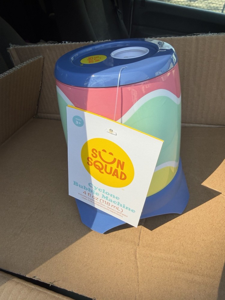 Sun Squad Cyclone Bubble Machine