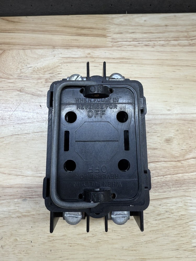 Murray Pull Out Disconnect Switch Cat# 4200 60 Amp Single Phase 240v Complete