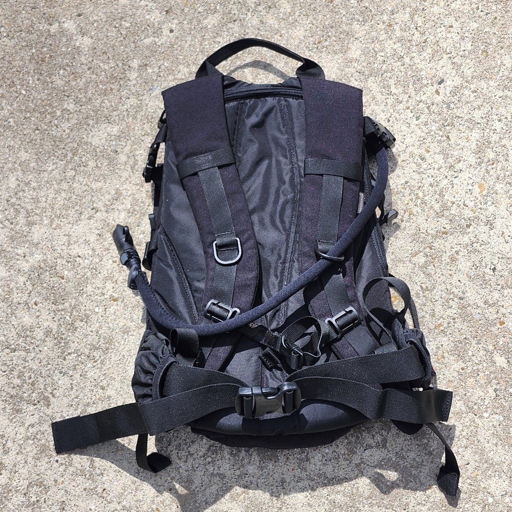 OLDGEN Camelbak Transformer Hydration System Backpack With Reversible Rain Cover