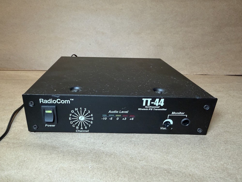 Telex RadioCom TT-44 Synthesized Wireless IFB Transmitter Powers On UNTESTED