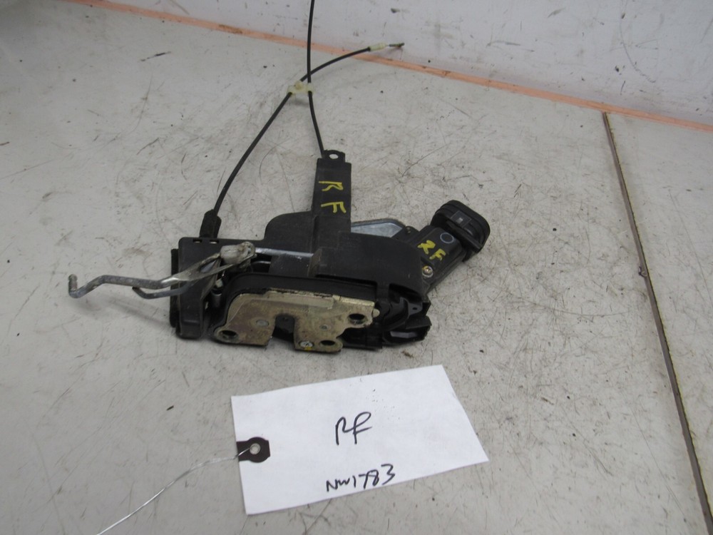 Door Lock Latch LX470 1998 2000 Right Passenger Side Front Power Actuator OEM