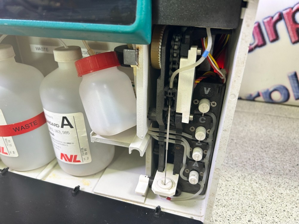 AVL 985-S1 Electrolyte Analyzer