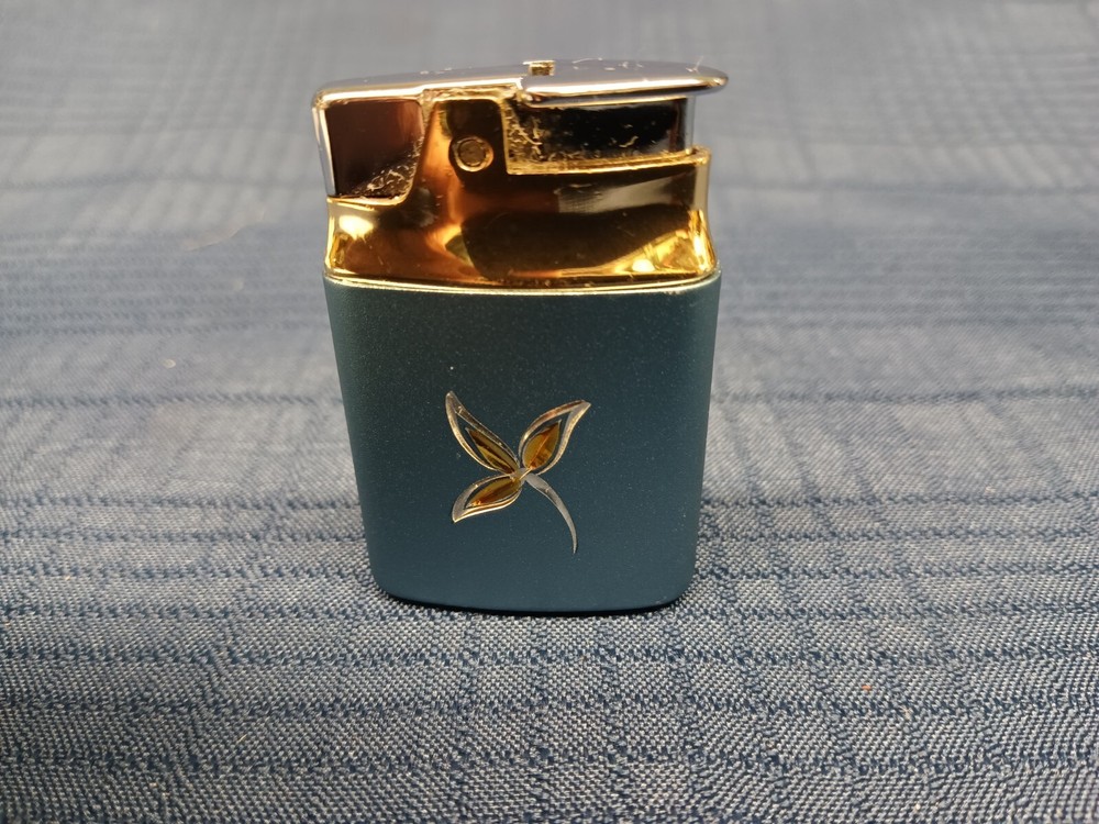 Vintage Moses Ronson Blue Pioneer Lighter With Etching