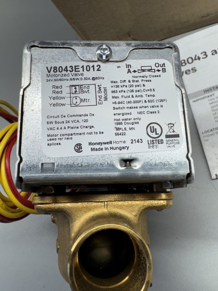 Honeywell Home Motorized Valve model V8043E1012