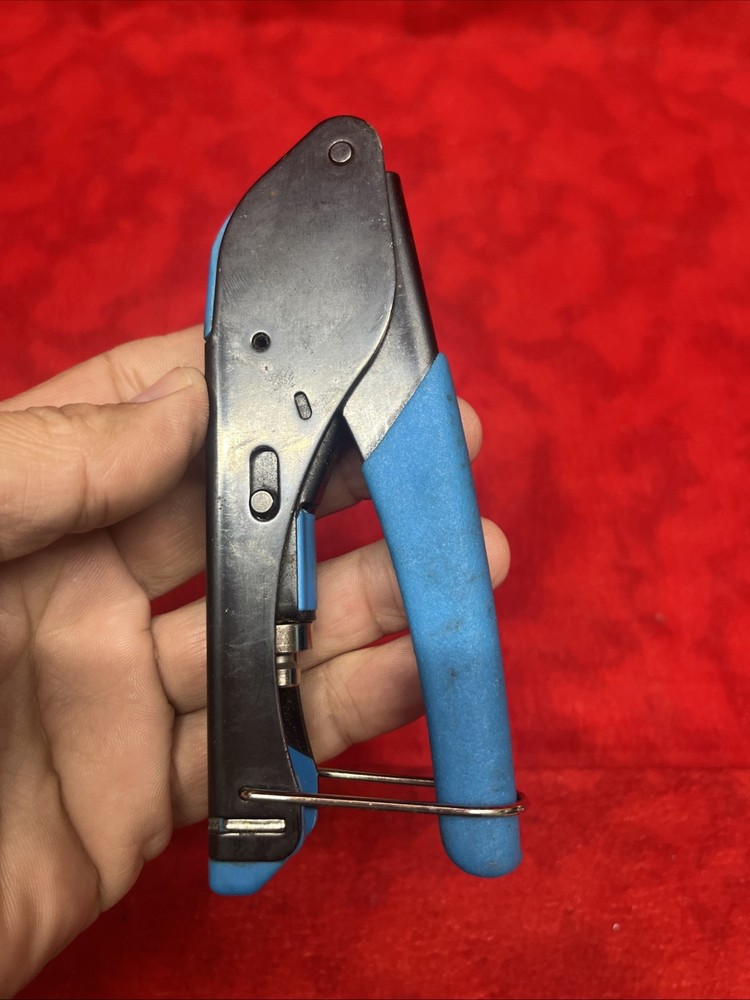 IDEAL FEED-THRU MODULAR PLUG CRIMP TOOL (t40)