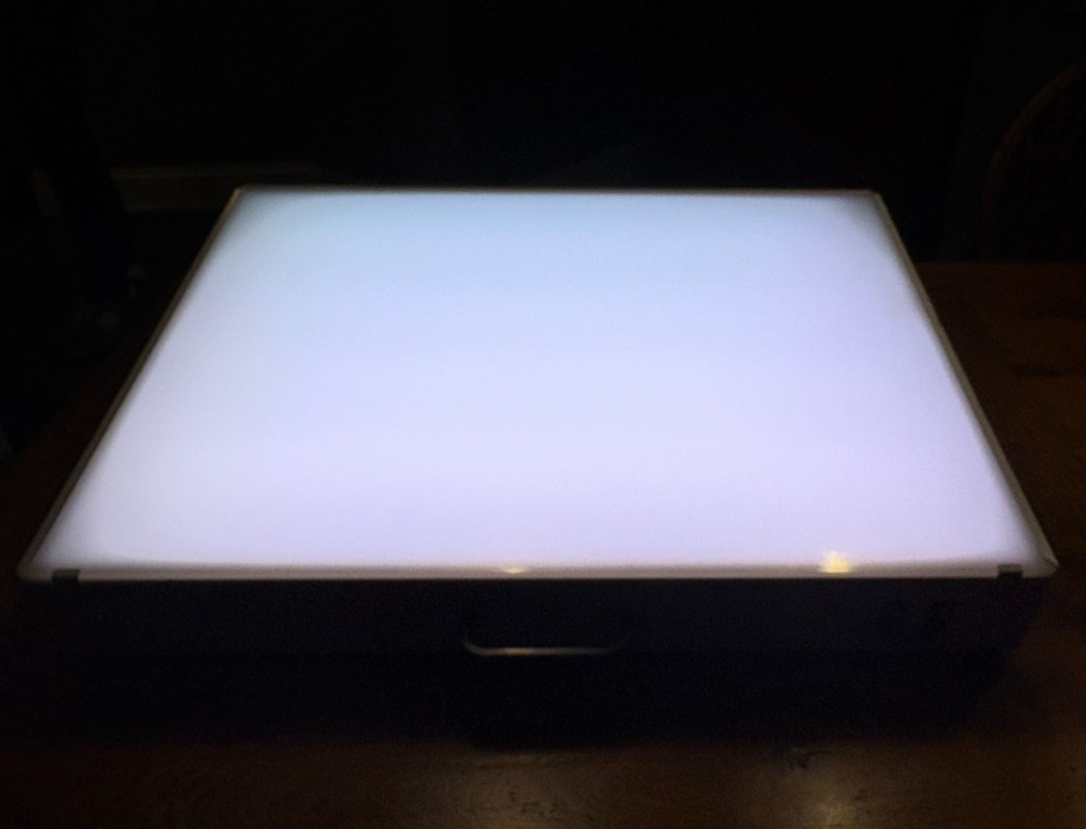 mayline 8185 light/tracer box 18x24