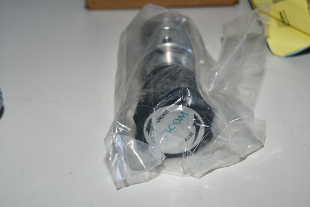 ^ Tescom Pressure Regulator 44-2362-24 100 PSI #X6752