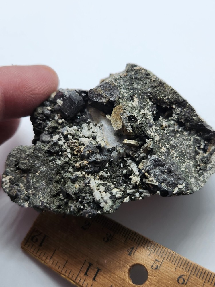 Rare Schorlomite specimen