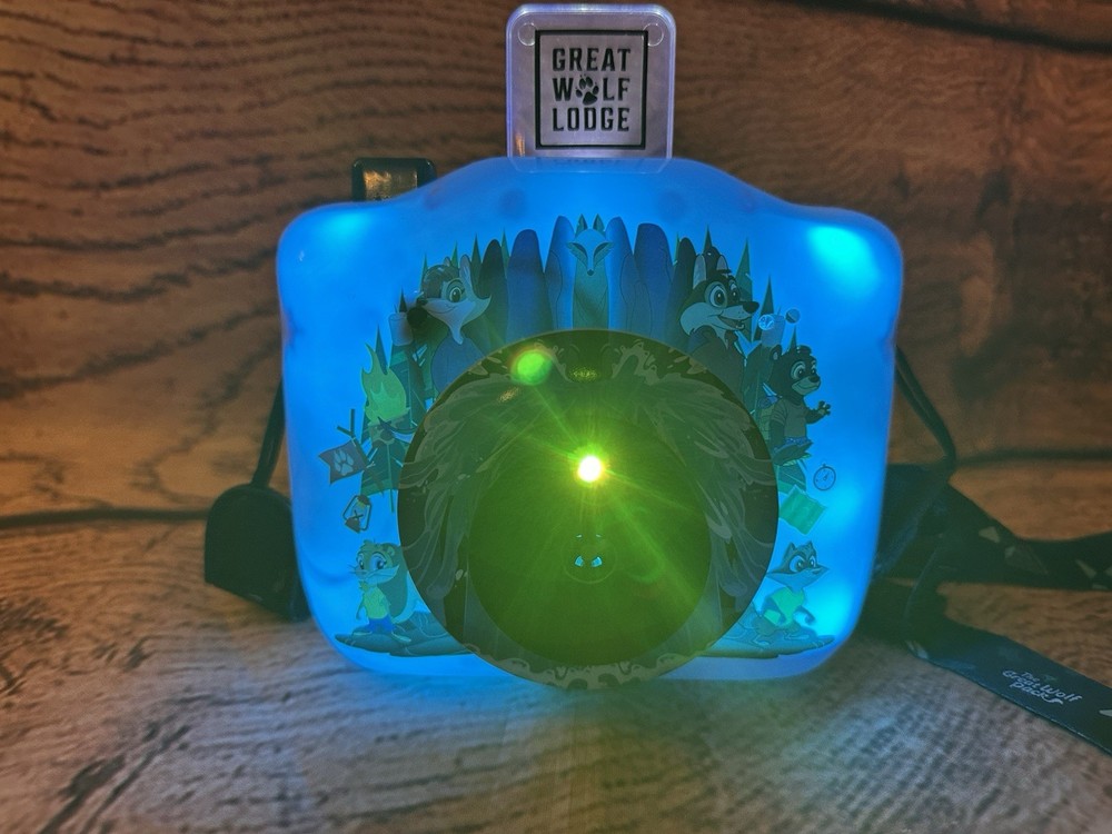 GREAT WOLF LODGE BATTERY BUBBLE Machine Camera Works
