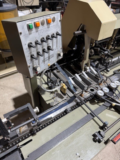 Mailcrafters 9800L 6 Station Stacker Inserting Machine Inscerco
