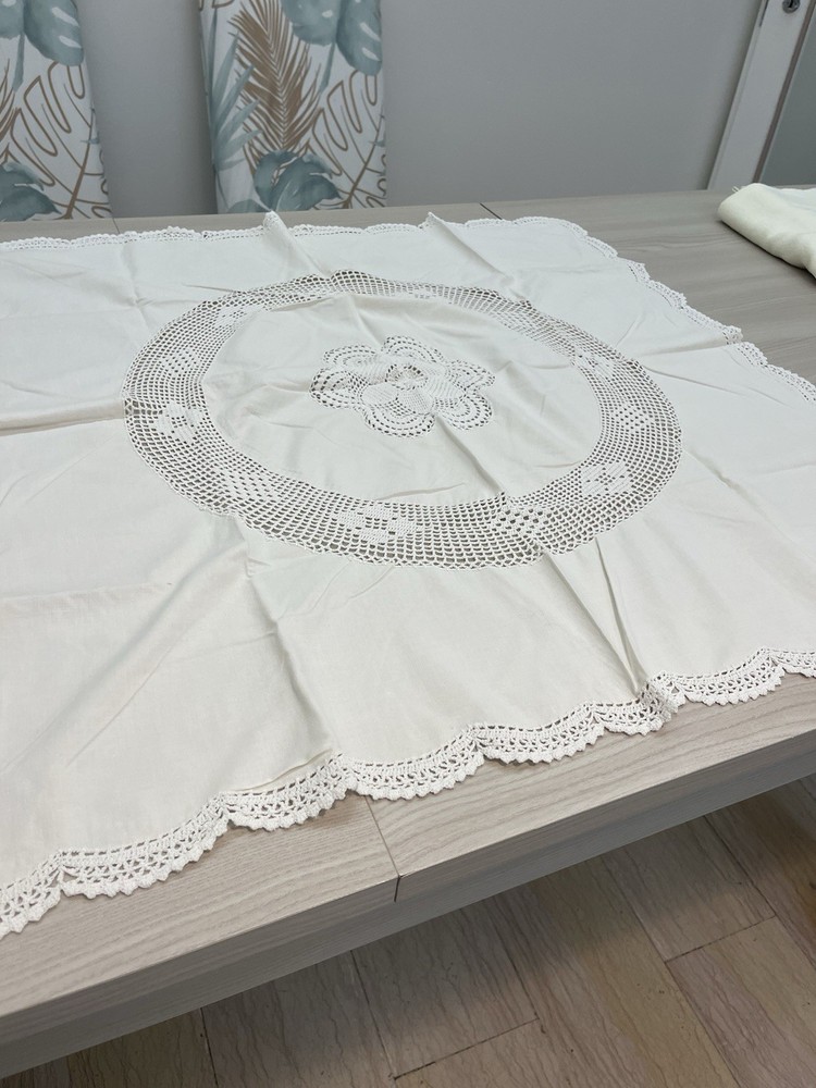 Antique 20th Century Tablecloth - White