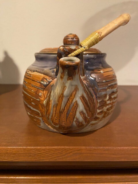 Studio Art Pottery Ceramic Textured Glazed Teapot w/Bamboo Handle Awesome EUC