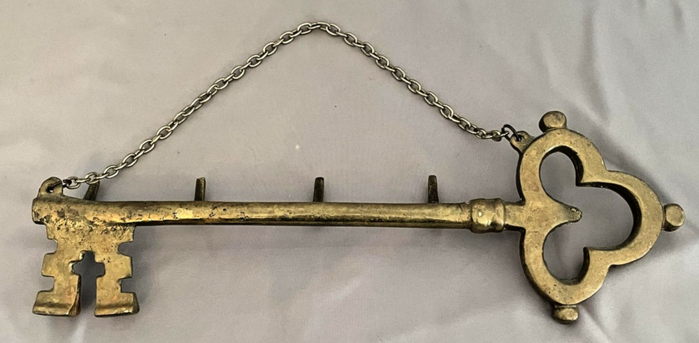 Unmarked Brass Key Rack Skeleton Key Wall Hooks Gold Tone Rustic Primitive