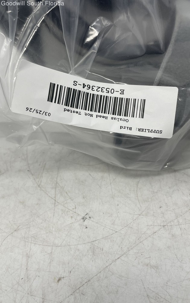 Oculus Gray Classic Adjustable Straps Virtual Reality Headset Not Tested