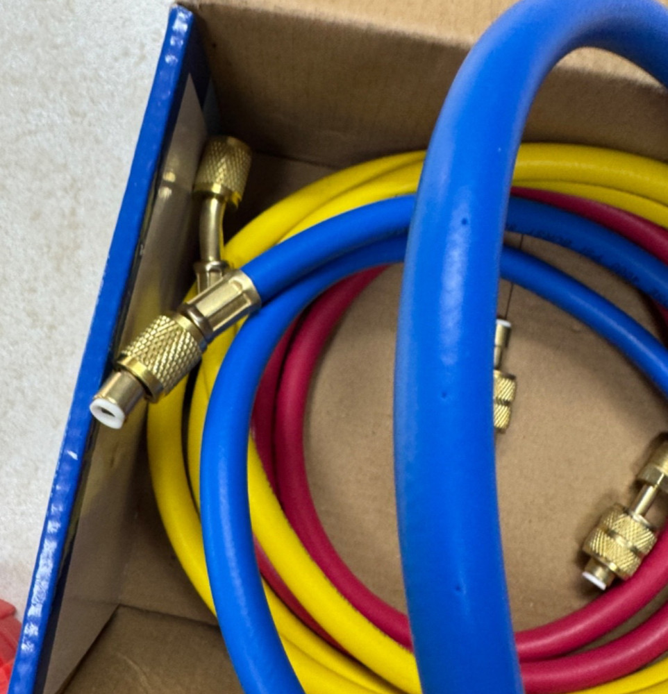 BRASS MANIFOLD GAUGE SET WITH BOX