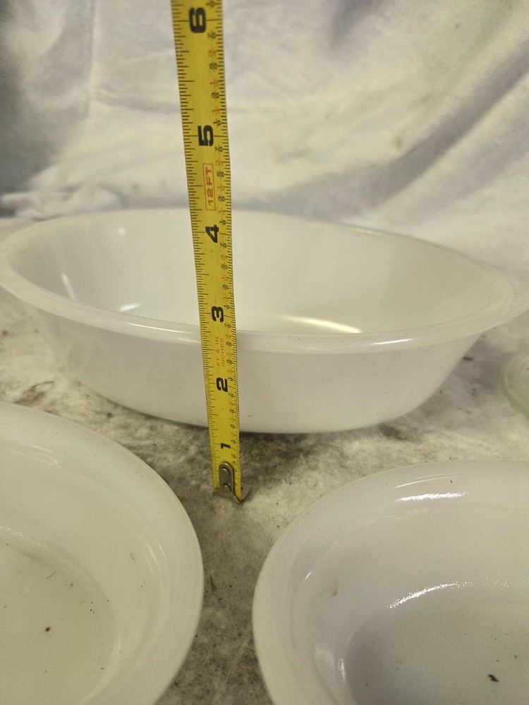 Glass bake 3 Pc Set. Needs Cleaned. See Pics