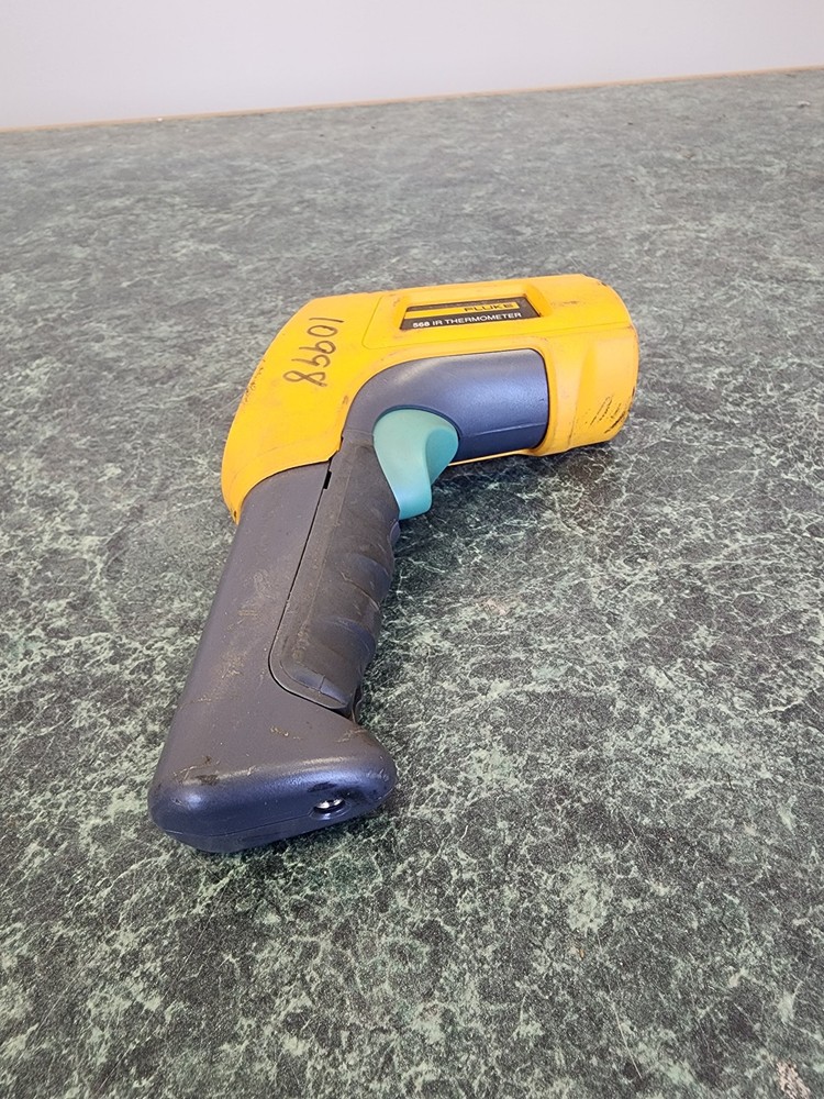 FLUKE 568 IR THERMOMETER Contact Temperature